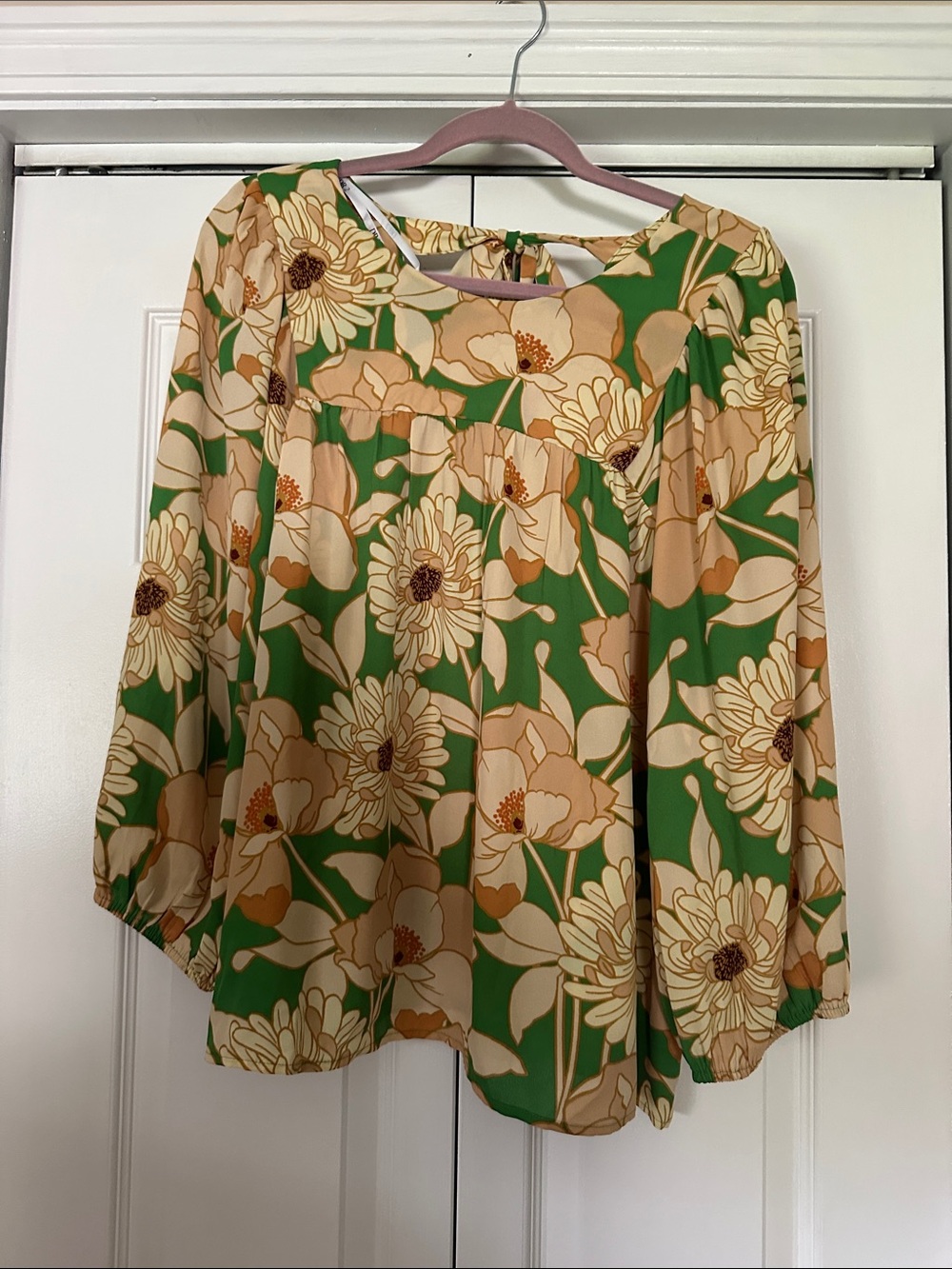 DR2 Green and Beige Floral Peasant Blouse
